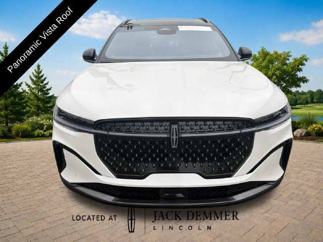Certified 2024 Lincoln Nautilus Reserve w/ Equipment Group 202A AWD/4WD image 11