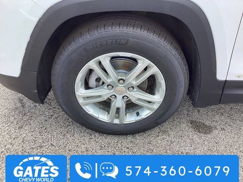 Used 2023 GMC Terrain SLE w/ Driver Convenience Package FWD image 33