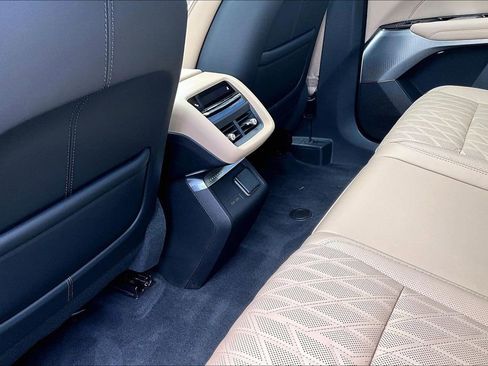 Certified 2024 Cadillac Lyriq Luxury w/ Nappa Leather Package AWD/4WD image 10