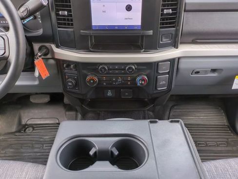 Certified 2024 Ford F250 XLT w/ FX4 Off-Road Package image 19