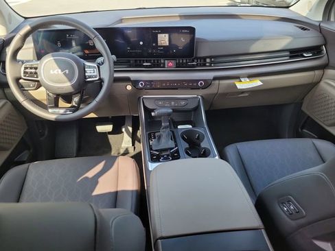New 2026 Kia Carnival EX image 14