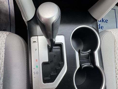 Used 2013 Toyota Camry LE FWD image 20