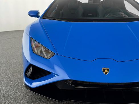 Used 2022 Lamborghini Huracan EVO image 36