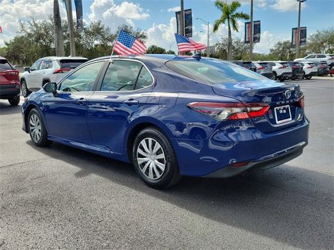 Used 2023 Toyota Camry LE image 7