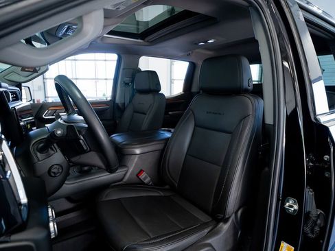 Used 2023 GMC Sierra 1500 Denali w/ Denali Reserve Package image 33