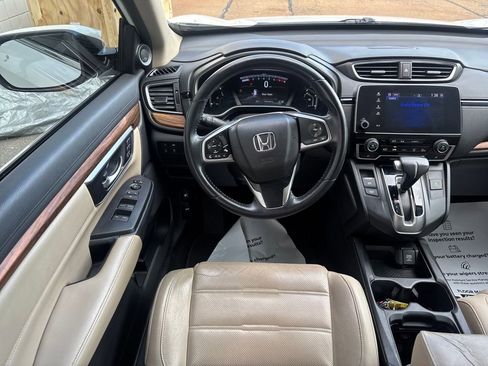 Used 2017 Honda CR-V EX-L image 2