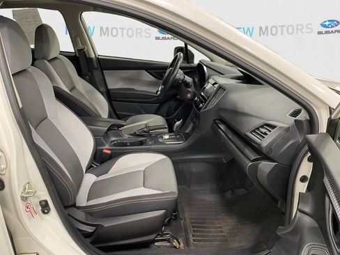 Used 2019 Subaru Crosstrek 2.0i Premium AWD/4WD image 15