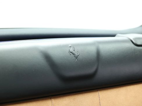 Used 2017 Ferrari California T image 87