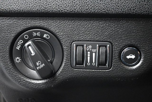 Used 2022 Dodge Charger R/T RWD image 24