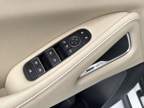 Used 2025 INFINITI QX60 Luxe w/ Cargo Package image 29