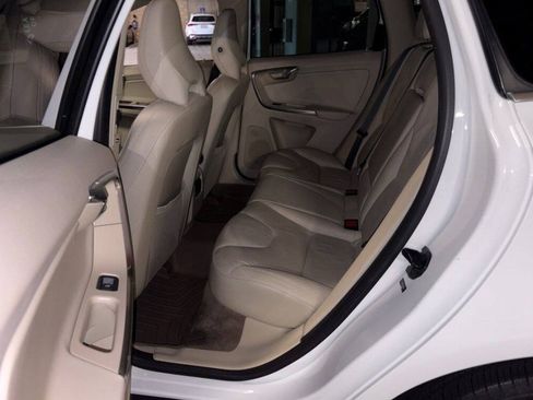 Used 2013 Volvo XC60 3.2 FWD image 10