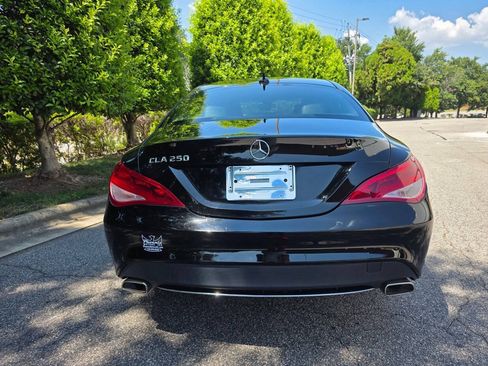 Used 2015 Mercedes-Benz CLA 250 image 4