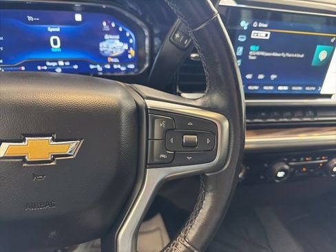 Used 2022 Chevrolet Silverado 1500 LT AWD/4WD image 25