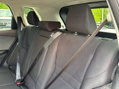 Used 2023 Nissan Rogue S AWD/4WD image 23