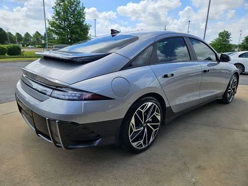 Used 2023 Hyundai Ioniq 6 SEL RWD image 8