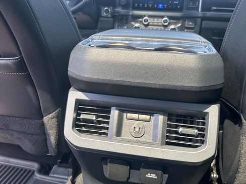 Used 2024 Ford F250 Lariat w/ Lariat Ultimate Package image 11