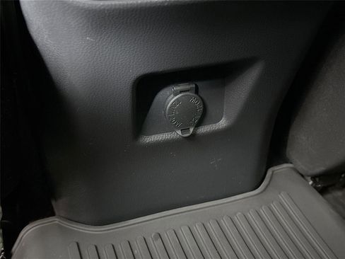 Certified 2025 Toyota RAV4 LE image 30