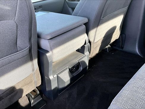 Used 2022 Ford F150 XLT w/ Trailer Tow Package image 11