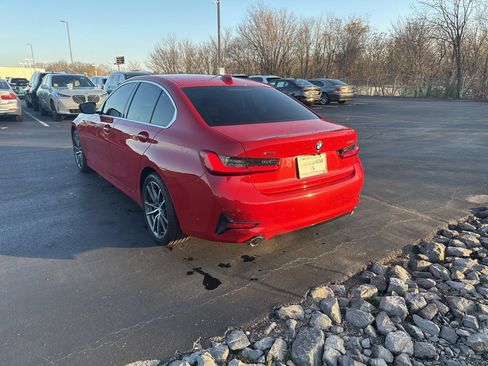 Used 2020 BMW 330i xDrive Sedan w/ Premium Package image 3