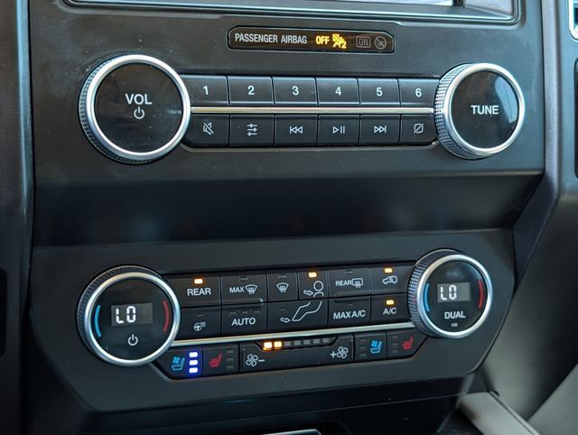 Used 2021 Ford Expedition Max Limited AWD/4WD image 16