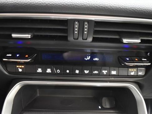 Used 2025 MAZDA CX-70 3.3 Turbo w/ Preferred Package image 30