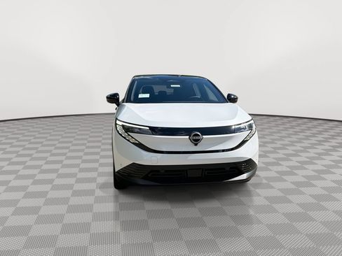 New 2026 Nissan Leaf SV+ w/ Floor Mat Package (SV+) FWD image 3