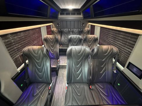 Used 2022 Mercedes-Benz Sprinter 3500 image 29