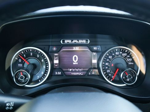 Used 2019 RAM 1500 Big Horn image 30