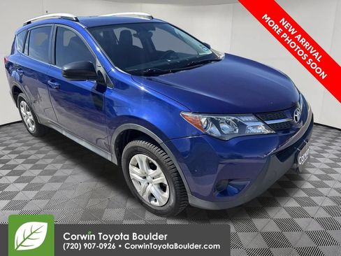 Used 2014 Toyota RAV4 LE FWD image 1