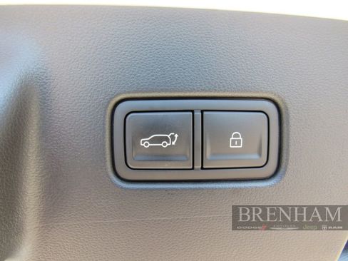 Used 2026 Hyundai Palisade Calligraphy FWD image 18