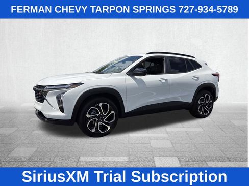 New 2026 Chevrolet Trax RS w/ Sunroof Package image 4