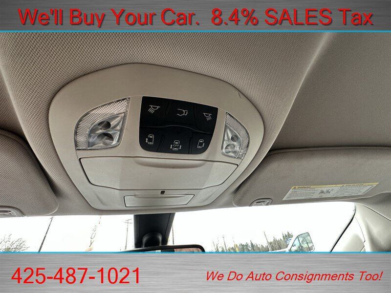 Used 2020 Chrysler Voyager Lxi FWD image 16