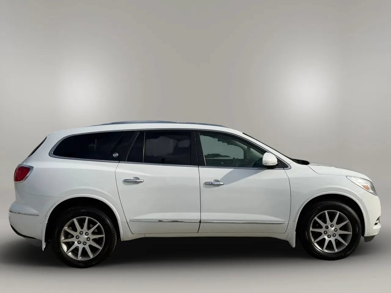Used 2016 Buick Enclave Leather AWD/4WD image 8