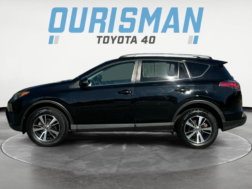 Used 2016 Toyota RAV4 XLE AWD/4WD image 4