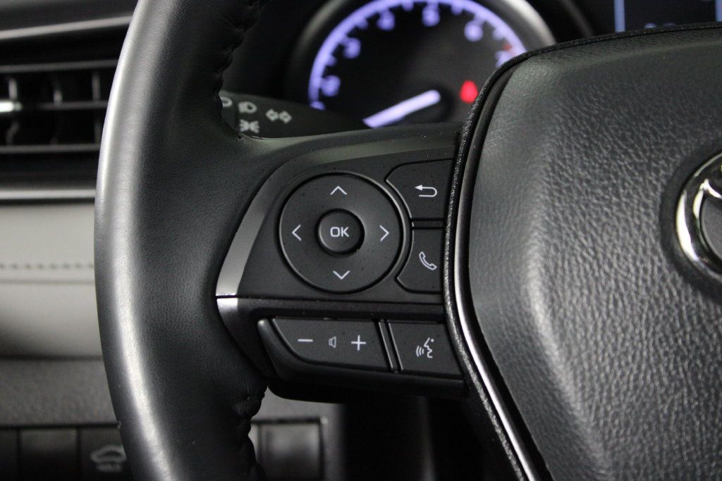 Used 2023 Toyota Camry SE FWD image 24