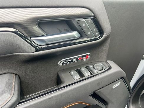 Used 2025 GMC Sierra 1500 AT4 w/ AT4 Premium Package image 24