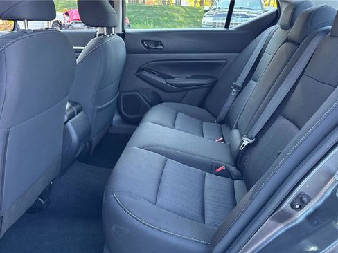 Used 2023 Nissan Altima 2.5 SV image 11