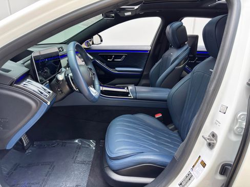 Used 2025 Mercedes-Benz S 63 AMG S image 17