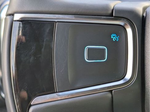 New 2025 Ford Expedition Max Platinum image 17