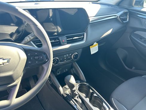 New 2026 Chevrolet TrailBlazer LS image 11