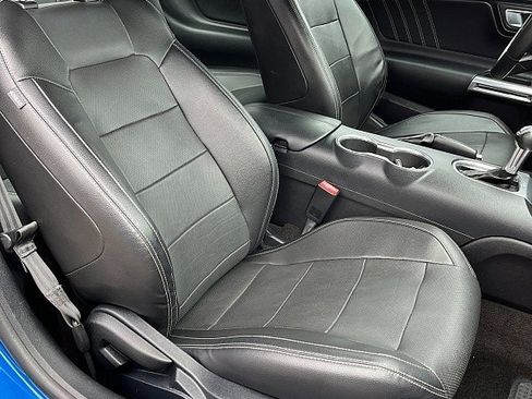 Used 2018 Ford Mustang Premium image 13