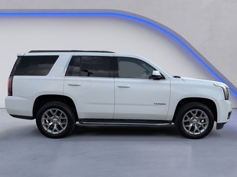 Used 2019 GMC Yukon SLE w/ SLE Value Package image 11