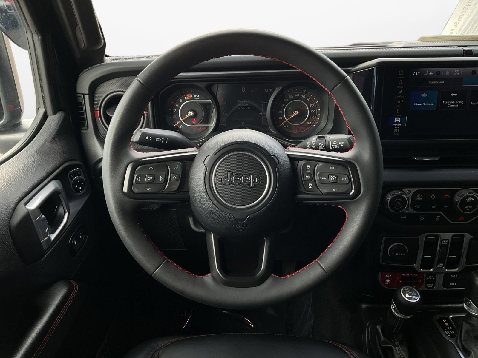 Used 2024 Jeep Wrangler Unlimited Rubicon AWD/4WD image 15