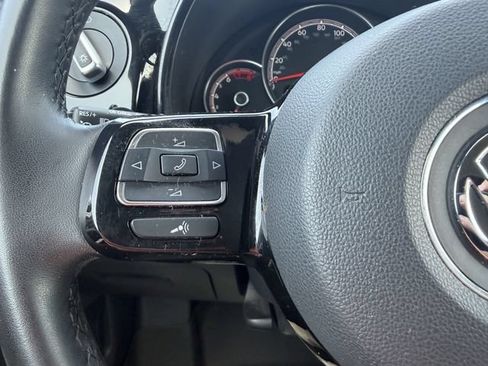 Used 2019 Volkswagen Beetle 2.0T S FWD image 30