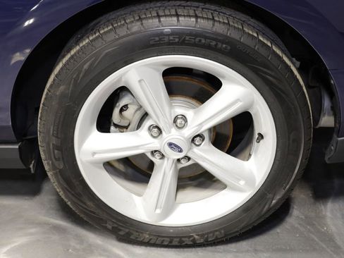 Used 2011 Ford Mustang GT Premium w/ Security Pkg image 33