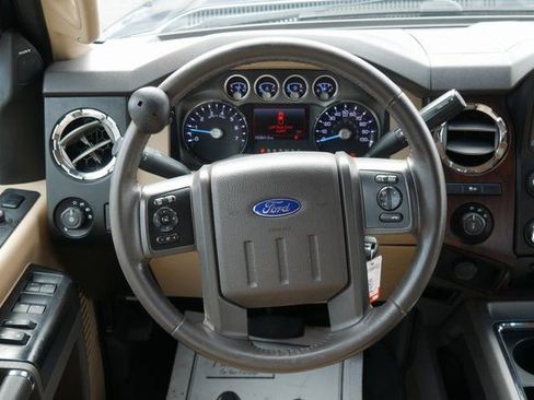 Used 2015 Ford F350 Lariat image 16