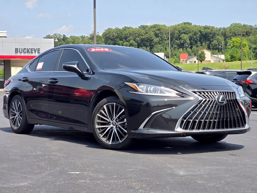 Used 2025 Lexus ES 350 w/ Premium Package FWD image 2