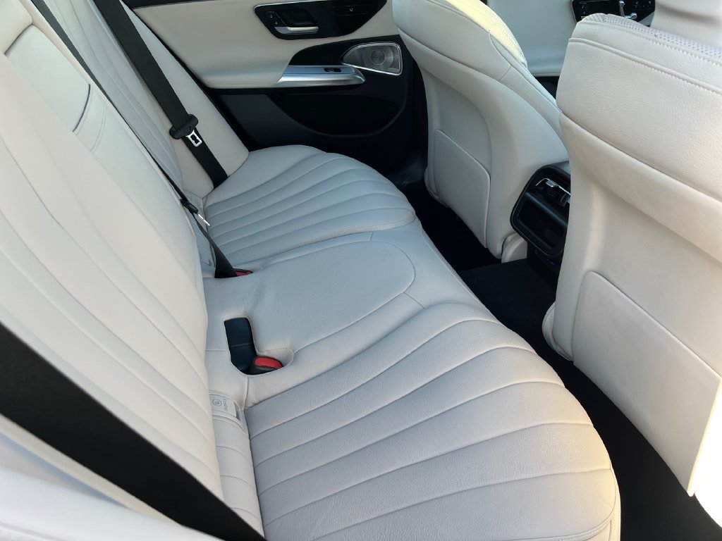 Used 2024 Mercedes-Benz E 450 4MATIC All-Terrain Wagon w/ Multicontour Seating Package image 17