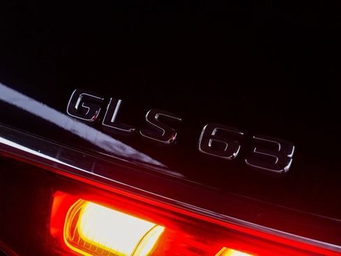Used 2024 Mercedes-Benz GLS 63 AMG 4MATIC image 13