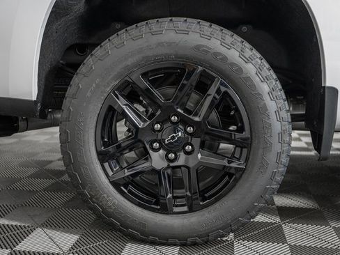 New 2026 Chevrolet Silverado 1500 Custom w/ Turbomax Blackout Package image 20
